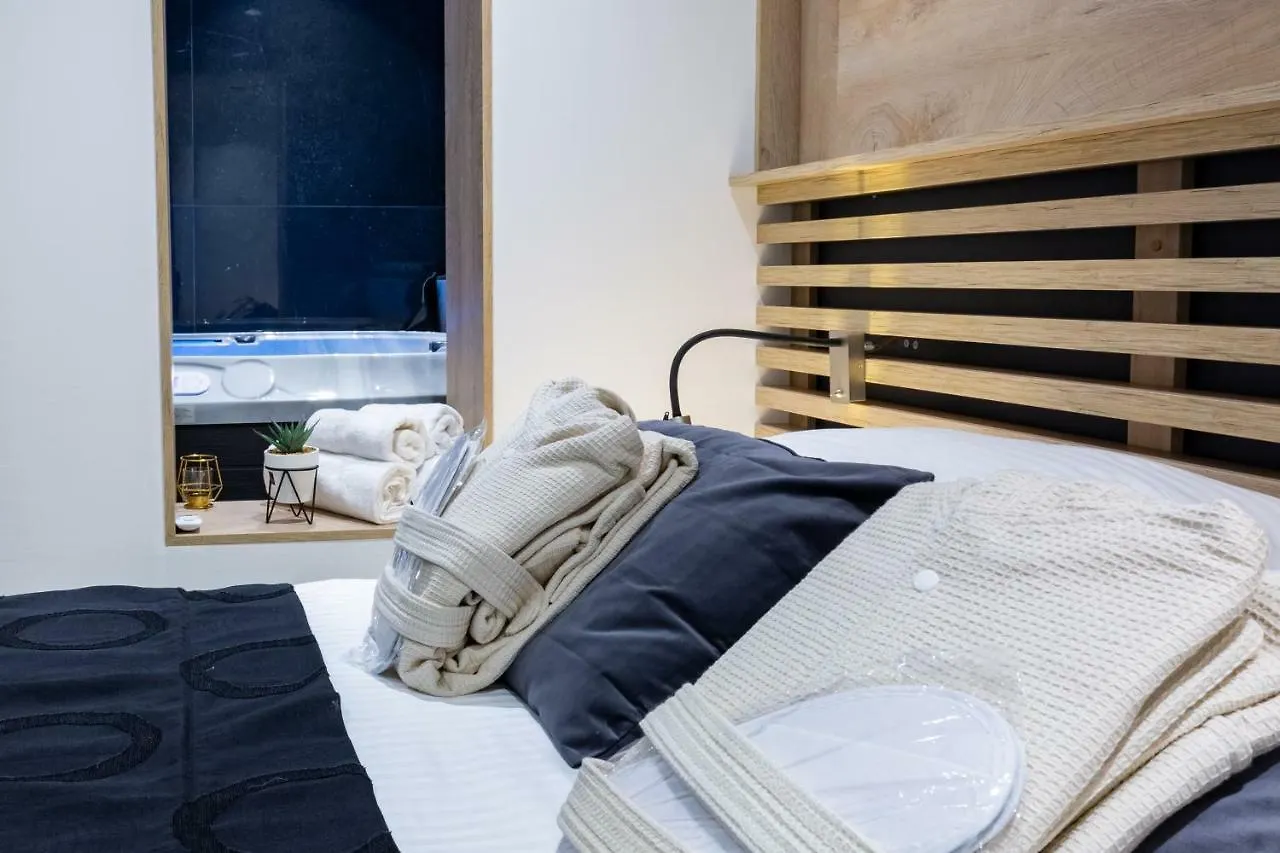 Downtown Marcius Luxury Apartment With Jacuzzi & Sauna Zadar