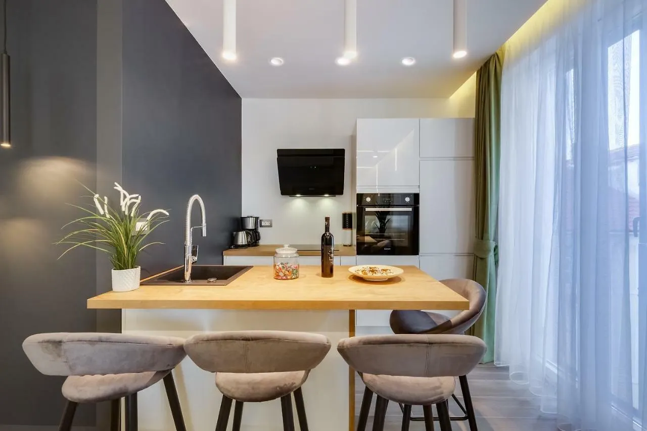 Downtown Marcius Luxury Apartment With Jacuzzi & Sauna Zadar 0*,