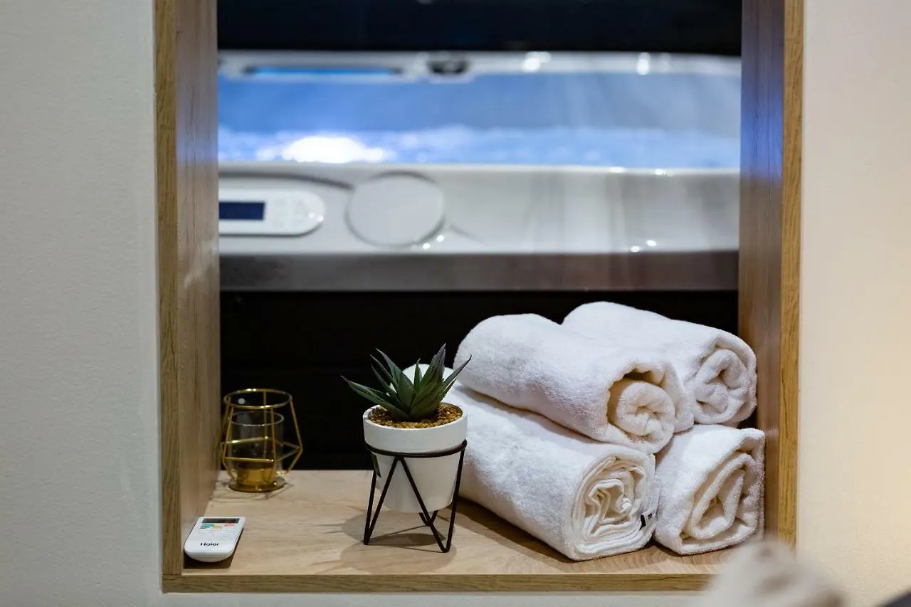 Downtown Marcius Luxury Apartment With Jacuzzi & Sauna Zadar