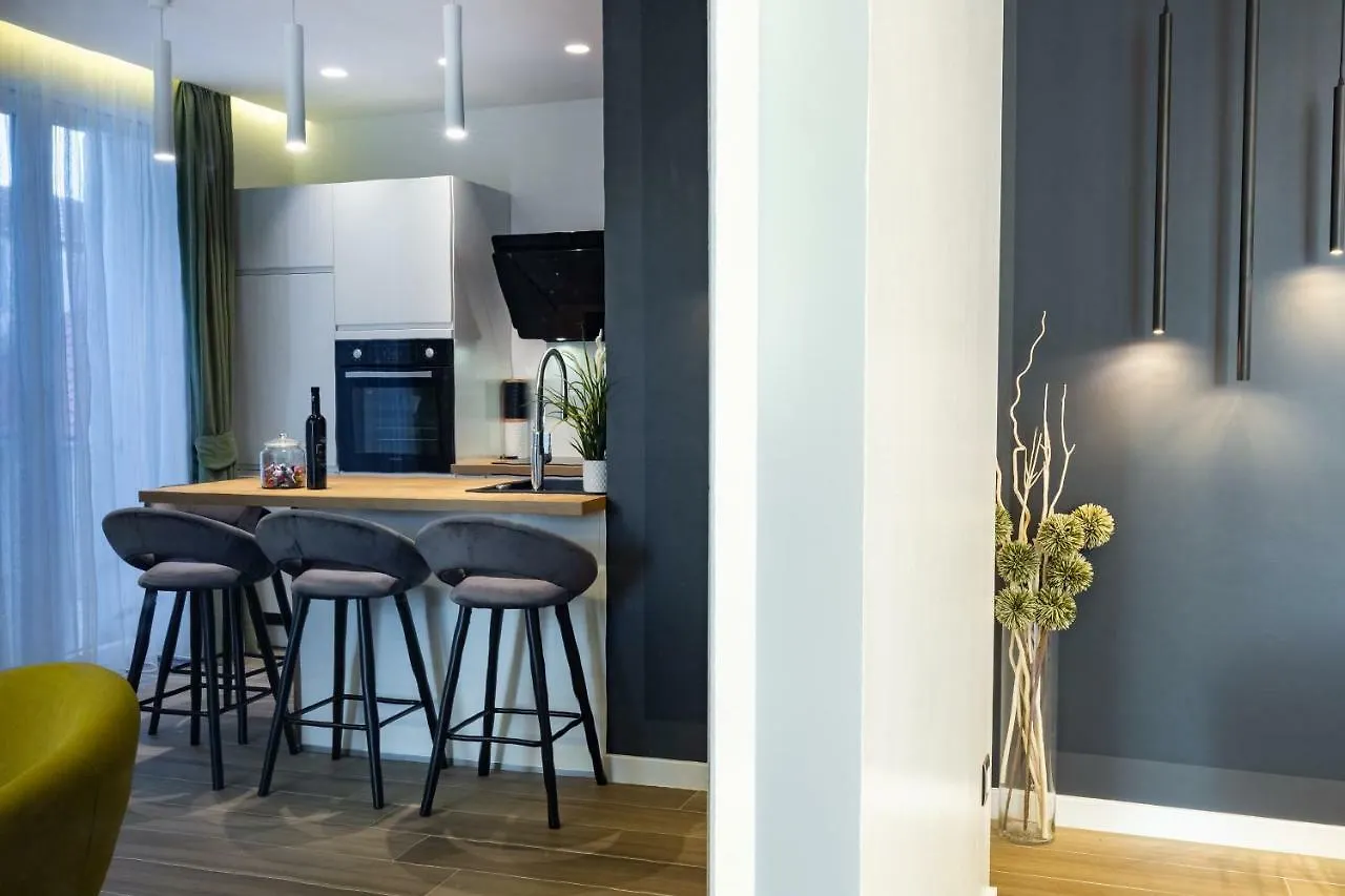 Downtown Marcius Luxury Apartment With Jacuzzi & Sauna Zadar